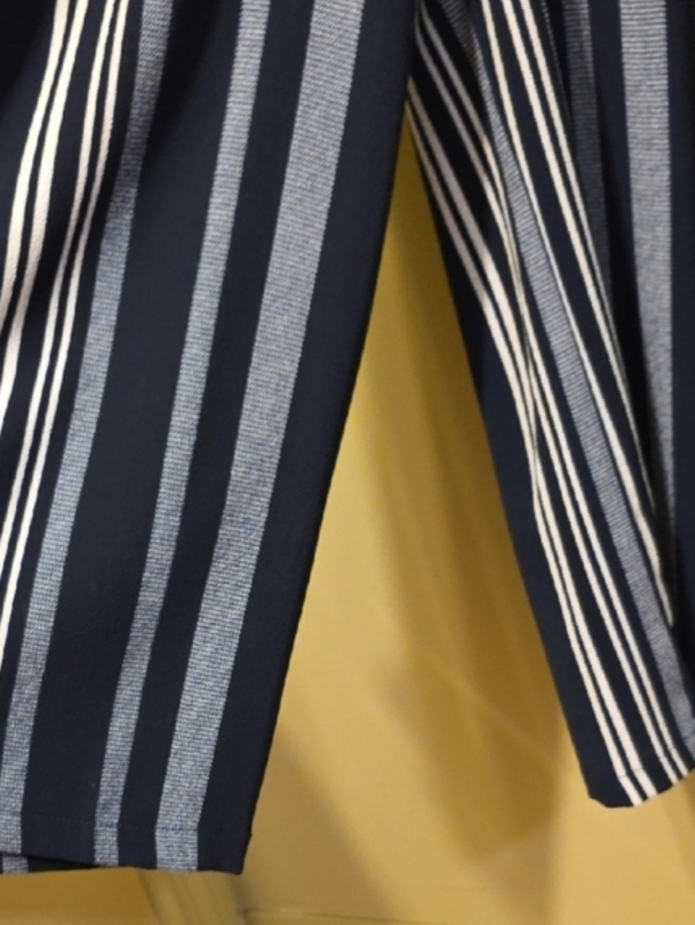 LIKE-NEW Size Small Elegant Navy & White Striped Romper Wide Leg Jumpsuit - Picture 5 of 15